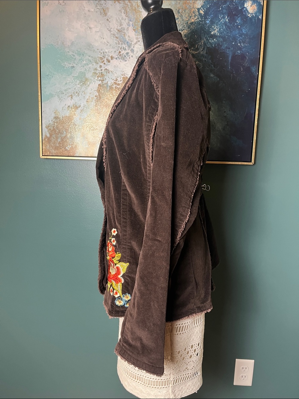 Vintage Y2K Corduroy Blazer with Rose Embroidery - Picture 4 of 9